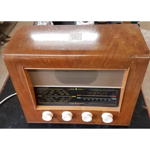 175 - Vintage Bush Bakelite Radio