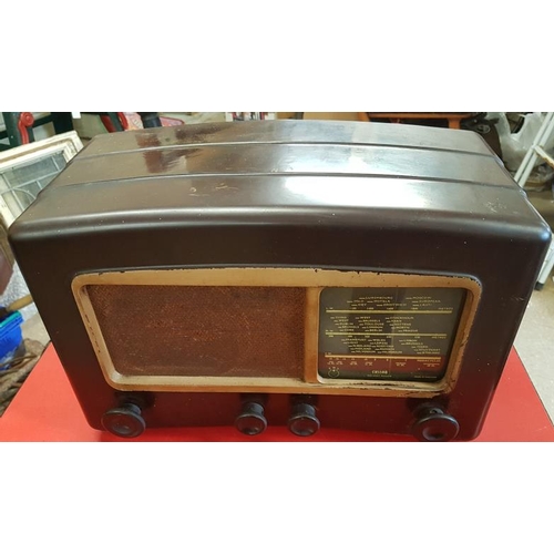 389 - Cossor Bakelite Case Radio