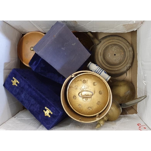 176 - Box of Brass and Copper Wares