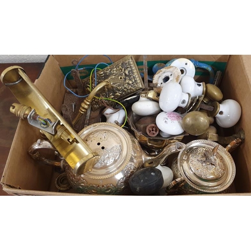 224 - Original Door Knobs, Brass + Ceramic (aprox 20) along with plated wares, picture light, old clothes ... 