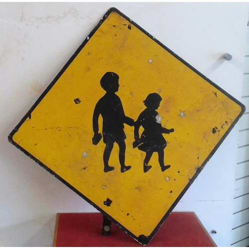 242 - Children Crossing Sign - 24 x 24ins