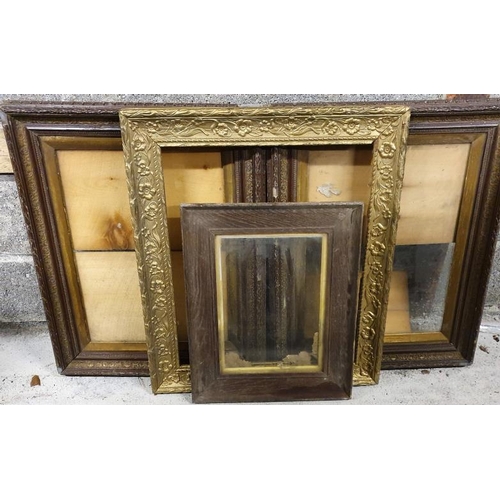 194 - Pair of Picture Frames and Two Others (4)