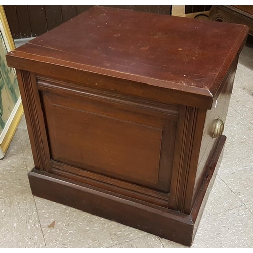 672 - Edwardian Mahogany Case Commode - 21 x 33ins open