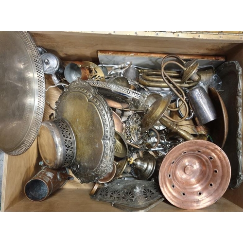 151 - Collection of Brass, Copper and Silver Plated Wares in a green box