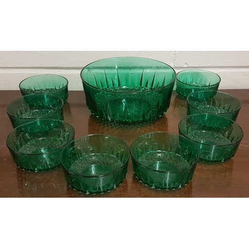 544 - Green Glass Dessert Set (9 pieces)