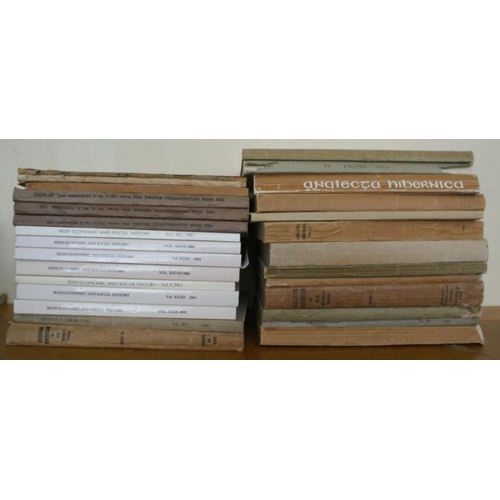 271 - Bundle of Journals: Analectica Hibernica; Archivium Hibernicum; Irish Economic and Social History; I... 