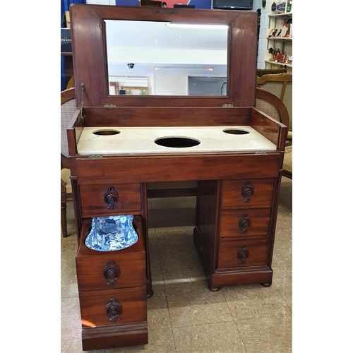 578 - Very Fine Quality Victorian Mahogany and Marble Washstand. The lift top lid opens to reveal the mirr... 