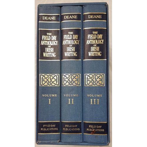 76 - Deane, S. Field Day Anthology of Irish Verse. Three volumes in Slip Case, 1991