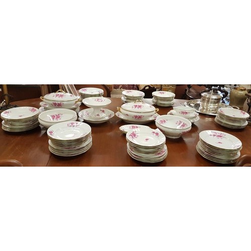 618 - Decorative French Rose Pattern Dinner Service