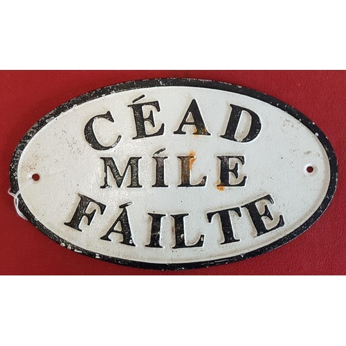 206 - Cast Iron Cead Mile Failte Oval Sign, c.10.5 x 6in