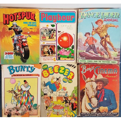 549 - Collection of Children's Books: 'Boy's Cinema Annual' (1938); 'The Beezer' Annual (1978); 'Bunty' An... 