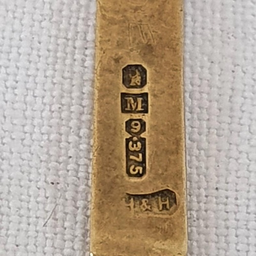 99 - 9ct Gold Cross, Irish Hallmark, c.2.8grams