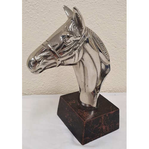 290 - 20th Century Mounted Horse Head Study = 7.5ins high on Metal Base