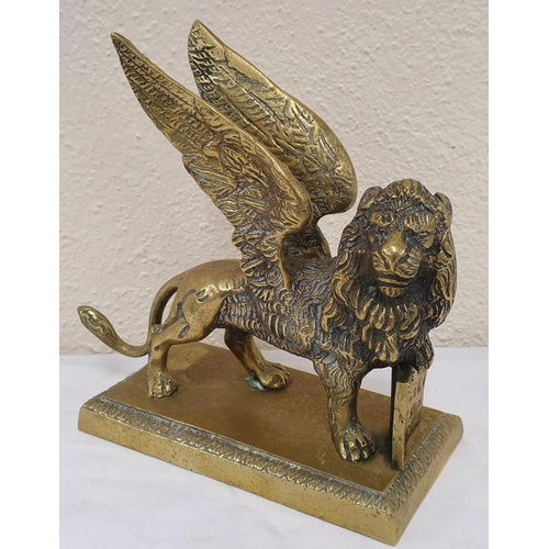 308 - Large Heavy Brass Lion Paper Weight/Door Stop. Symbol of St. Mark of Venice 'Peace be upon you' - La... 