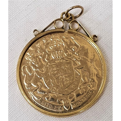 99A - 9ct Gold Royal Silver Jubilee Coin Pendant (4gms)