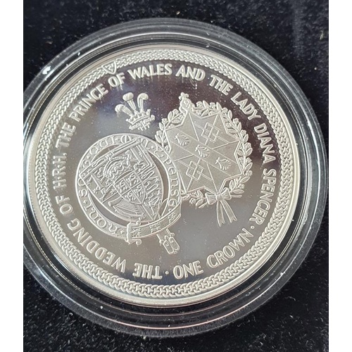 141A - 1981 Silver Proof One Crown to celebrate the wedding of Prince Charles and Lady Diana - 28.5 grams S... 