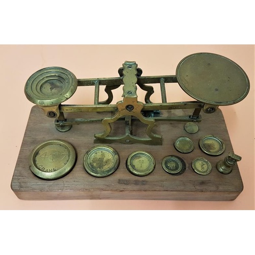 91 - Early 20th Century Postal Scales with Assorted Weights (4ozs down)