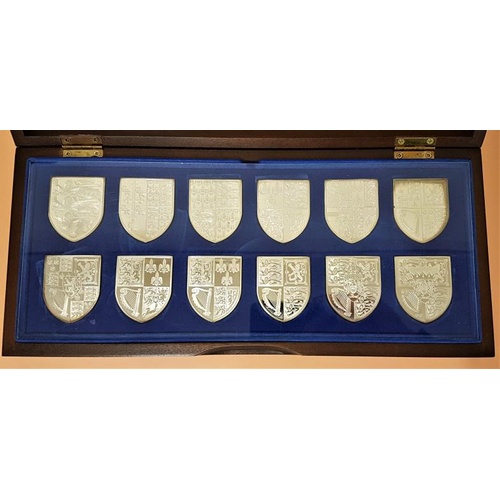 117 - The Royal Crown - Set of Twelve Silver Shields - Silver Jubilee 1977 - Each shield weighs 48 grams o... 