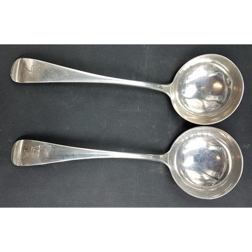 184 - London 1897, Wakely & Wheeler - Good pair of heavy Silver Ladels - 18cm long, 141 grams