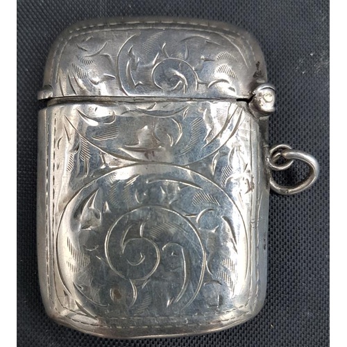 189 - Silver Vesta Case (Birmingham 1925) Rolason Brothers. 4.5cm x 3.5cm.- 15 grams
