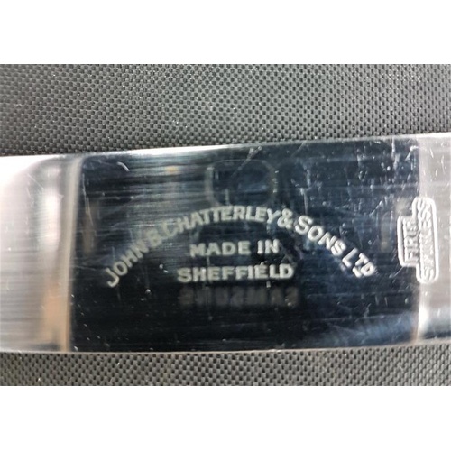 221 - John B. Chatterley & Sons - Fine set of 11 heavy gauge silver plated and Sheffield steel dinner ... 