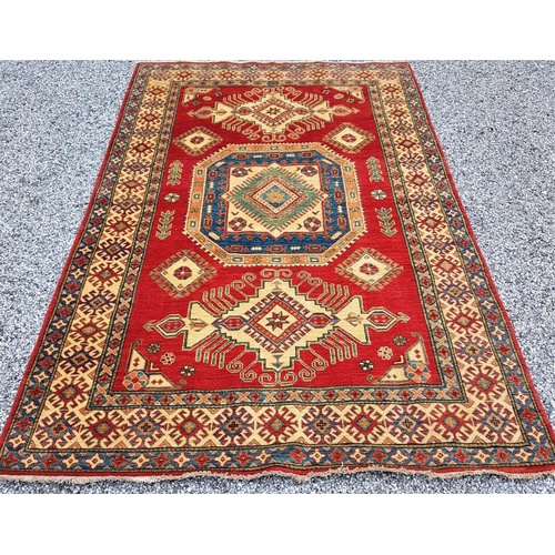 450 - Handmade Persian Zigler 100% Wool Carpet. Tribal pattern. Full pile, clean. Size 295cm x 175cm