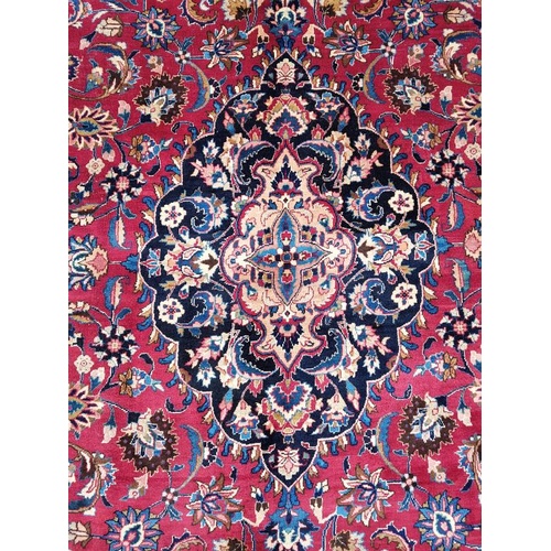 452 - Handmade Iranian 100% wool carpet. All over floral pattern design (clean). Size 320 x 225cm
