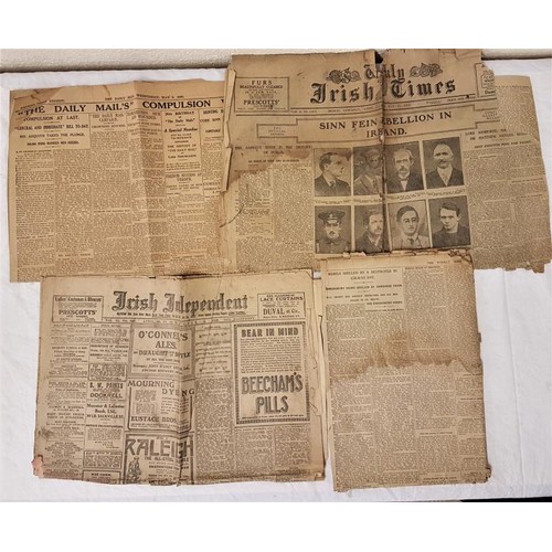 556 - A Collection of old historical newspapers published in the wake of the 1916 Easter Rising, four of w... 