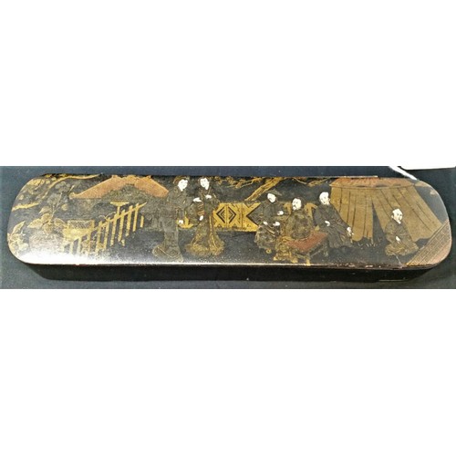 48 - 19th Century Japanese papier mache pencil case hand decorated and gilded top. 9.25 in... 