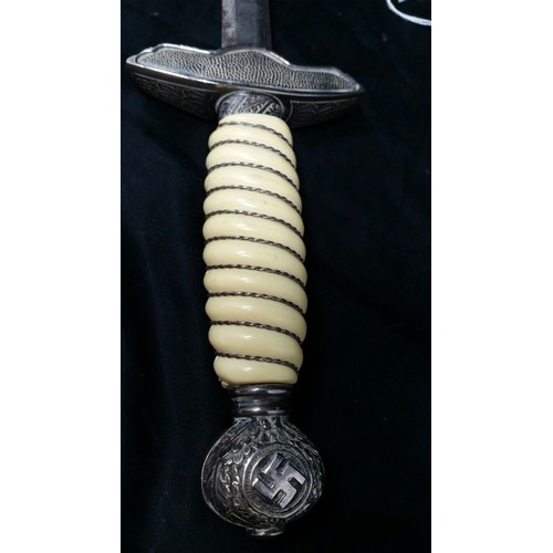 134 - A heavy quality German dagger, appears to have some age. However thought to be after ... 