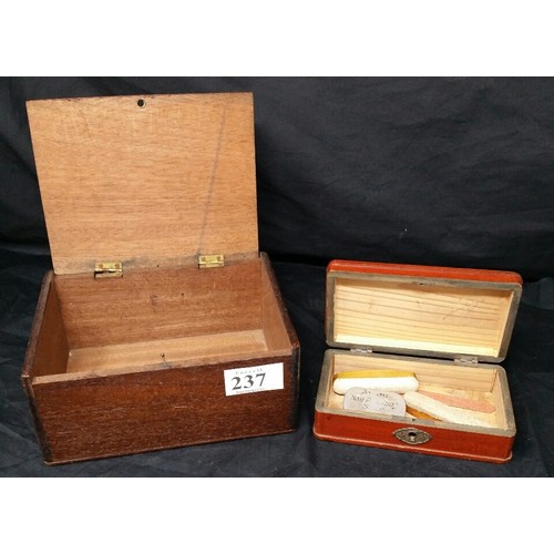 237 - A late 19th Century mahogany box 7 inches wide x 5 inches deep x 3 inches high. Possibly an old ciga... 