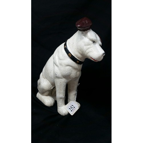 252 - A very heavy cast iron His Masters Voice terrier money box. Standing 10 inches tall x 9 inches wide.... 
