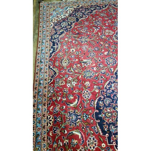 290 - A good handmade Iranian Kashan carpet semi old 100% pure wool Size 348 cm x 216 cm Full pile fully w... 