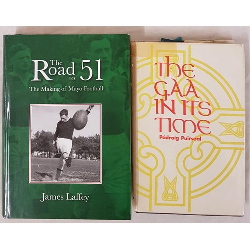 173 - Padraig Puirseal. The GAA In Its Time. 1982. 1st edit. Illustrated and James Laffey. The Road to 51 ... 