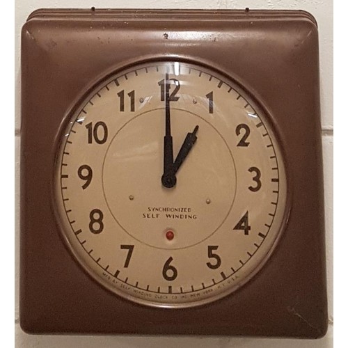 431 - Rare “Self Winding Clock Co.” Wall Clock