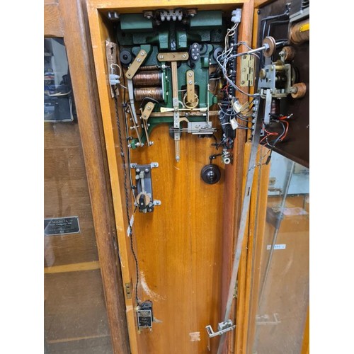 421 - Gents Master Clock