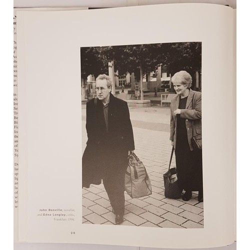 69 - John Minihan. Images of Irish Writers. 1995. Quarto. Fine photographs of, Heaney, Beckett, McGahern,... 