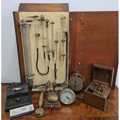 127 - Collection of Vintage Scientific Equipment