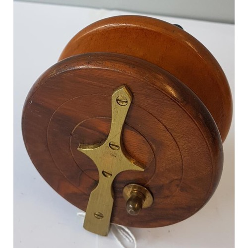 70 - Garnett & Son, Crampton Court, Dublin 4inch Cherrywood Spineback Reel with optional check