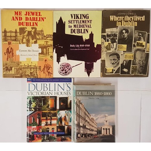 328 - Dublin Interest: Viking Settlement To Medieval Dublin; Me Jewel And Darlin' Dublin by Mac Thom&aacut... 