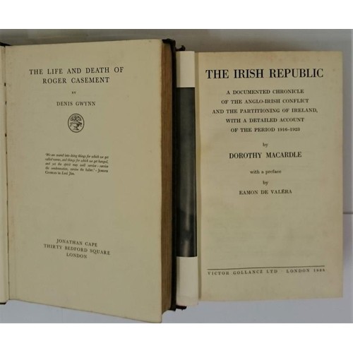 27 - The Irish Republic: a documented chronicle of the Anglo-Irish conflict and the partitioning of Irela... 