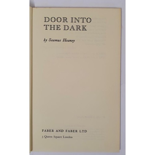 483 - Seamus Heaney. Door Into The Dark.1972. Signed by Seamus Heaney at a reading in Cardiff on 1st Novem... 