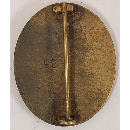 315 - Gold Wound Badge (1st Class) Third Reich. Josef Ruckert und Sohn, Gablonz (LDO no.92). A relatively ... 