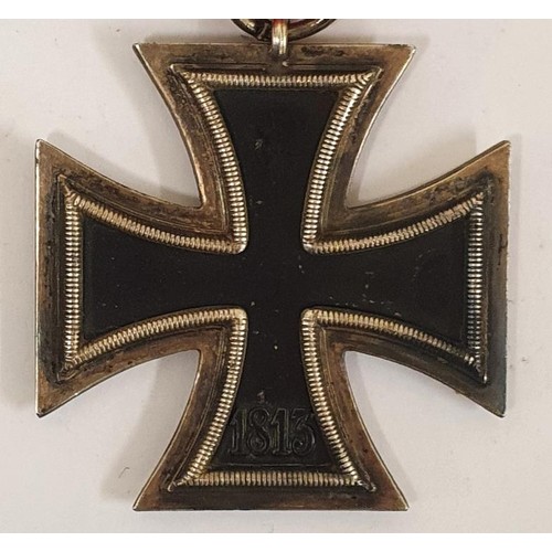 321 - Iron Cross (2nd Class), Third Reich. Combatant medal for valour. Indistinct maker mark but looks lik... 