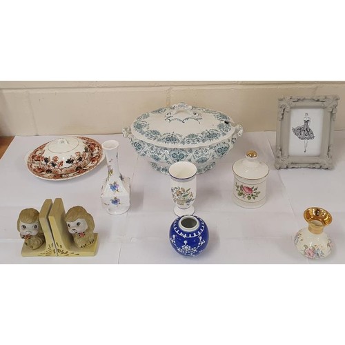 425 - Large Tureen and various ornaments etc.