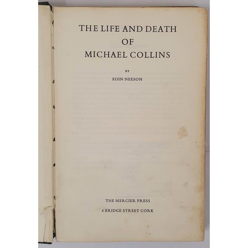 507 - Life and Death of Michael Collins Neeson, Eoin complete, with two maps , Published by The Mercier Pr... 