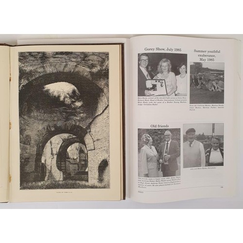 512 - Rev. J. Manning. Italian Pictures C. 1883. Quart. Illustrated Gilt cloth and Dunmore- A Pictorial &a... 