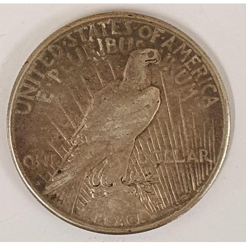 67 - 1922 Silver Peace Dollar