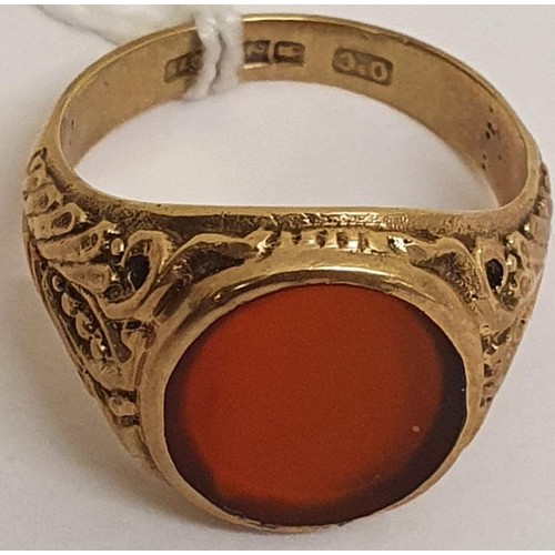 162 - Art Deco 9ct Gold Signet Ring with inset Carnelian and stylised shoulders c.7grams