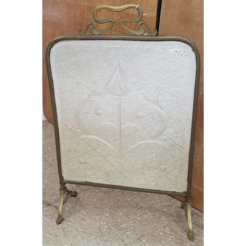 265 - Good Art Nouveau Brass Frame and Bevelled Mirror Panel Fire Screen, c.17in x 27in